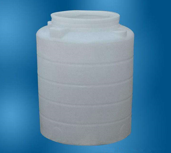 廚房水管破裂傳出刺鼻性氣味，原以為是鄰居家甲醛超標(biāo)，沒(méi)想到是“絕命毒師”